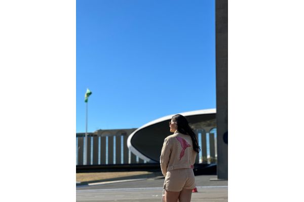 Quartel General do Exército em Brasília com a concha acústica de Oscar Niemeyer