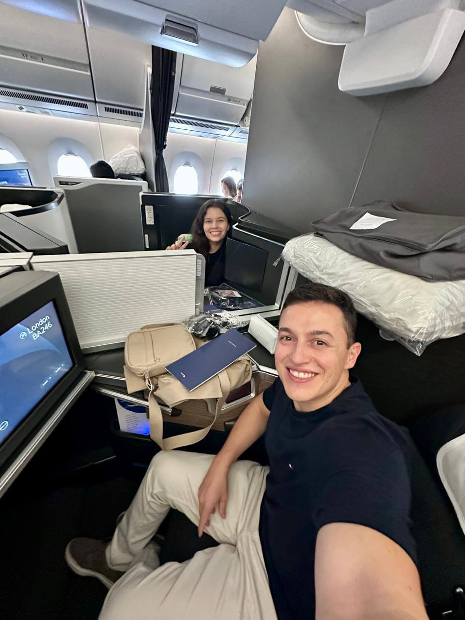 Assento da classe executiva da British Airways no voo de São Paulo para Londres